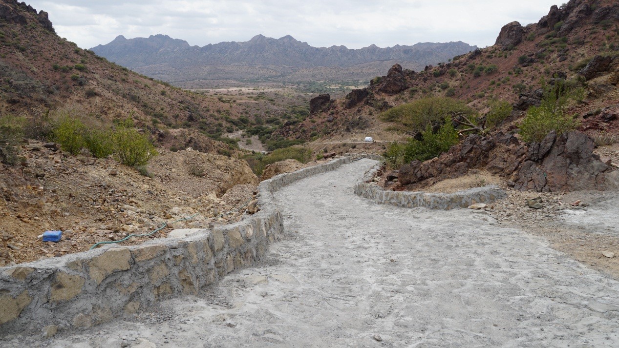 A newly constructed road